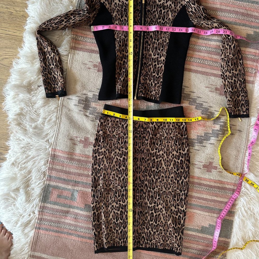 Cache Leopard 2-Piece Suit - Picture 8 of 10